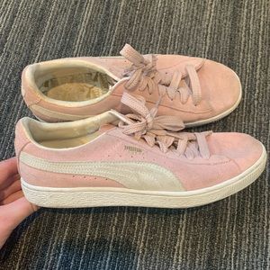 Pink Puma Suede Classic